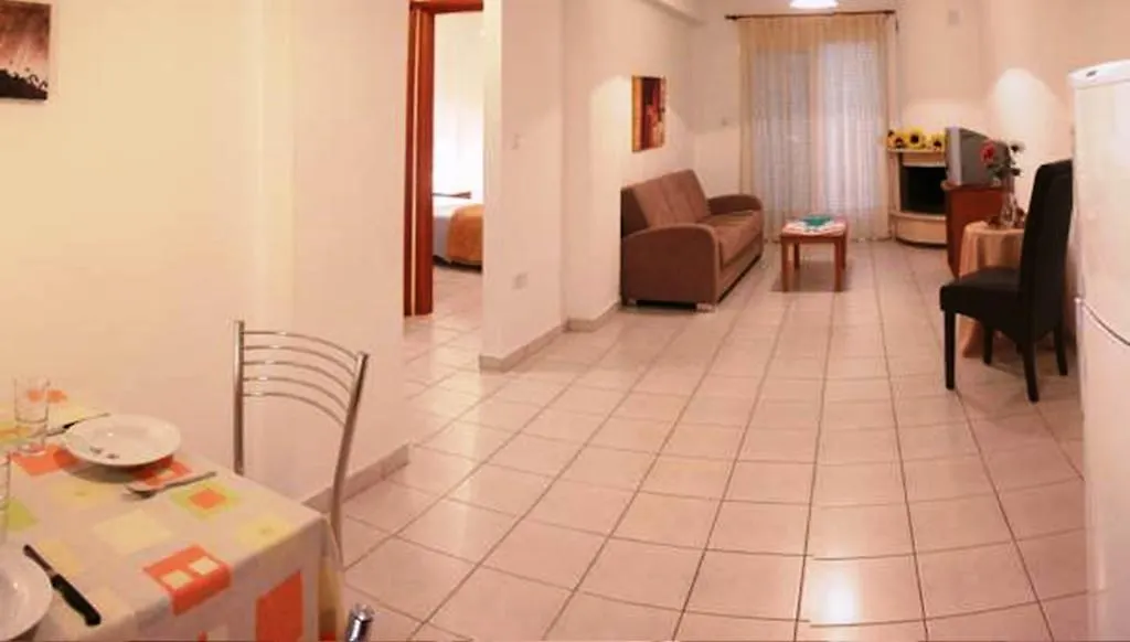 Apartments Noulis Polychrono